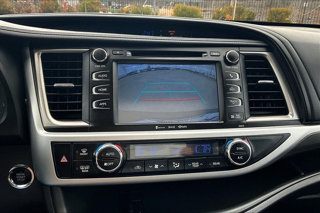 2018 Toyota Highlander SE