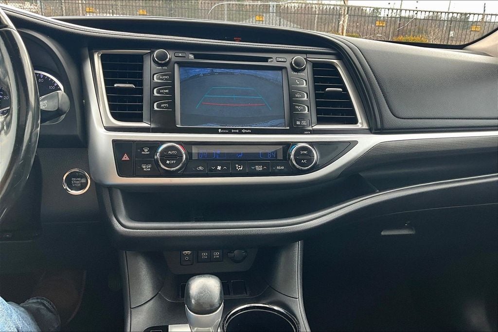 2018 Toyota Highlander SE