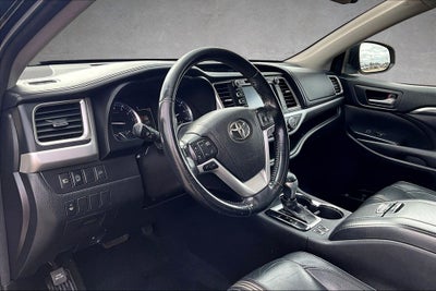 2018 Toyota Highlander SE