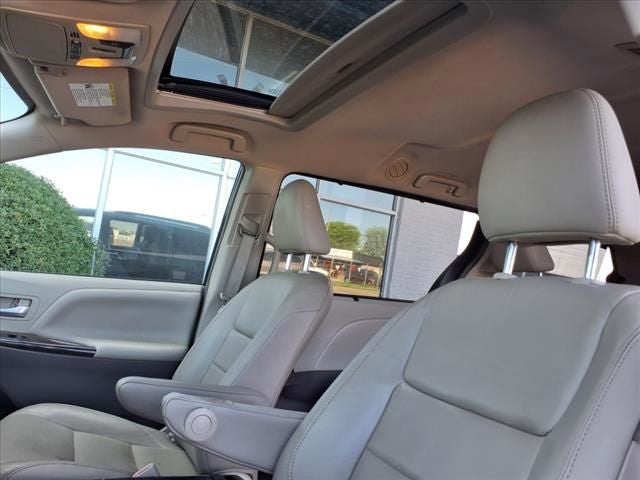 2018 Toyota Sienna XLE 7 Passenger