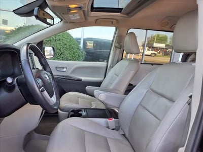 2018 Toyota Sienna XLE 7 Passenger