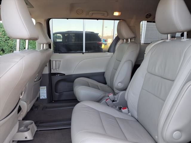 2018 Toyota Sienna XLE 7 Passenger