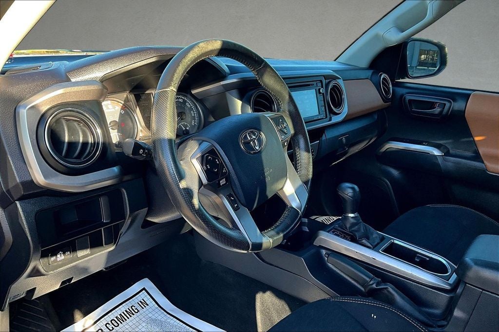 2017 Toyota Tacoma SR5 V6