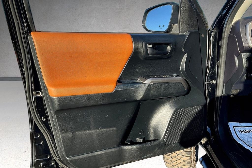 2017 Toyota Tacoma SR5 V6