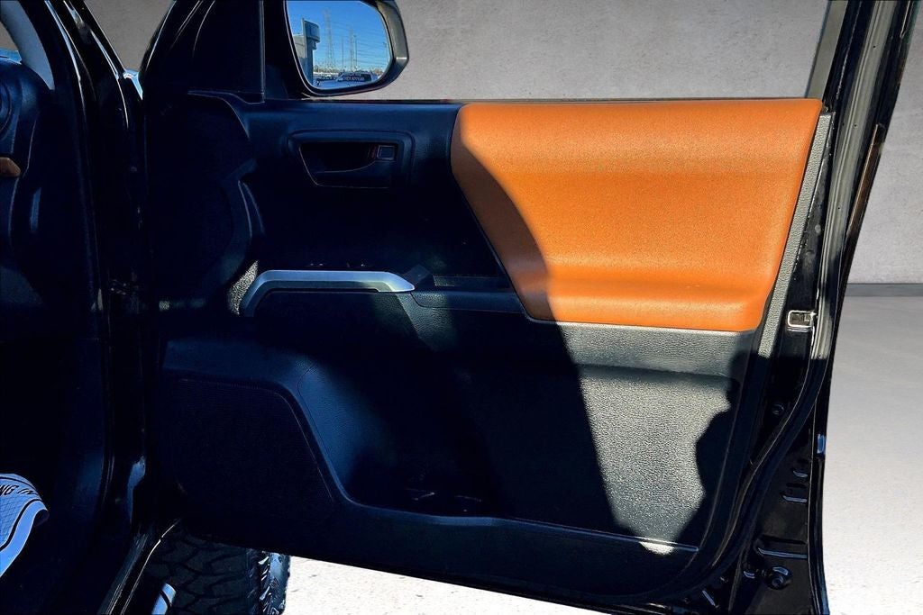 2017 Toyota Tacoma SR5 V6