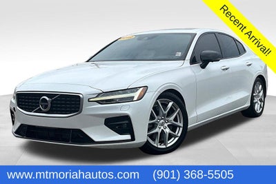 2019 Volvo S60 T6 R-Design