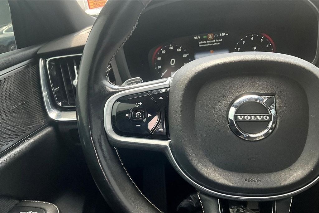 2019 Volvo S60 T6 R-Design