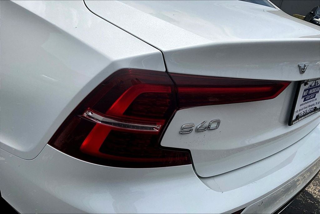 2019 Volvo S60 T6 R-Design