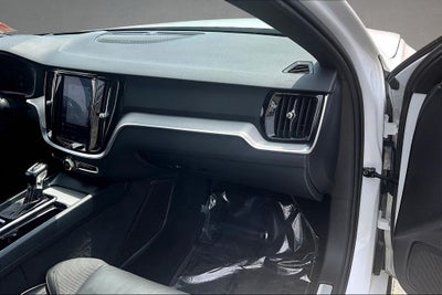 2019 Volvo S60 T6 R-Design
