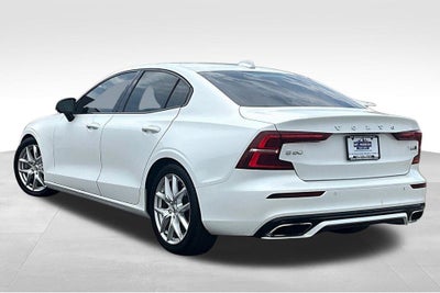 2019 Volvo S60 T6 R-Design