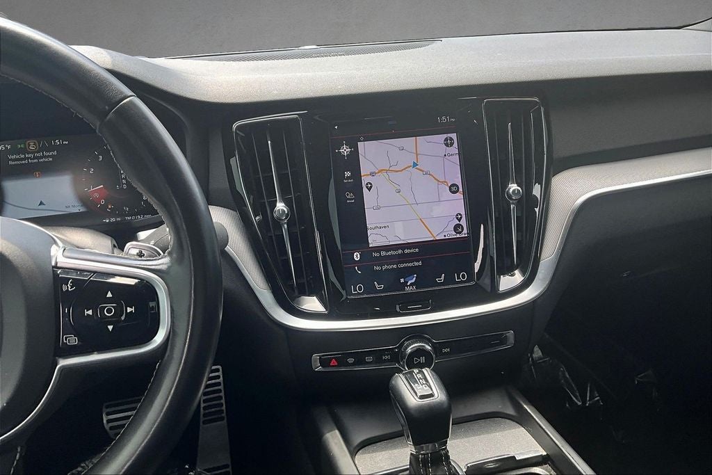2019 Volvo S60 T6 R-Design