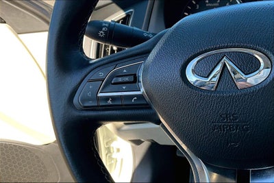 2022 INFINITI Q50 LUXE