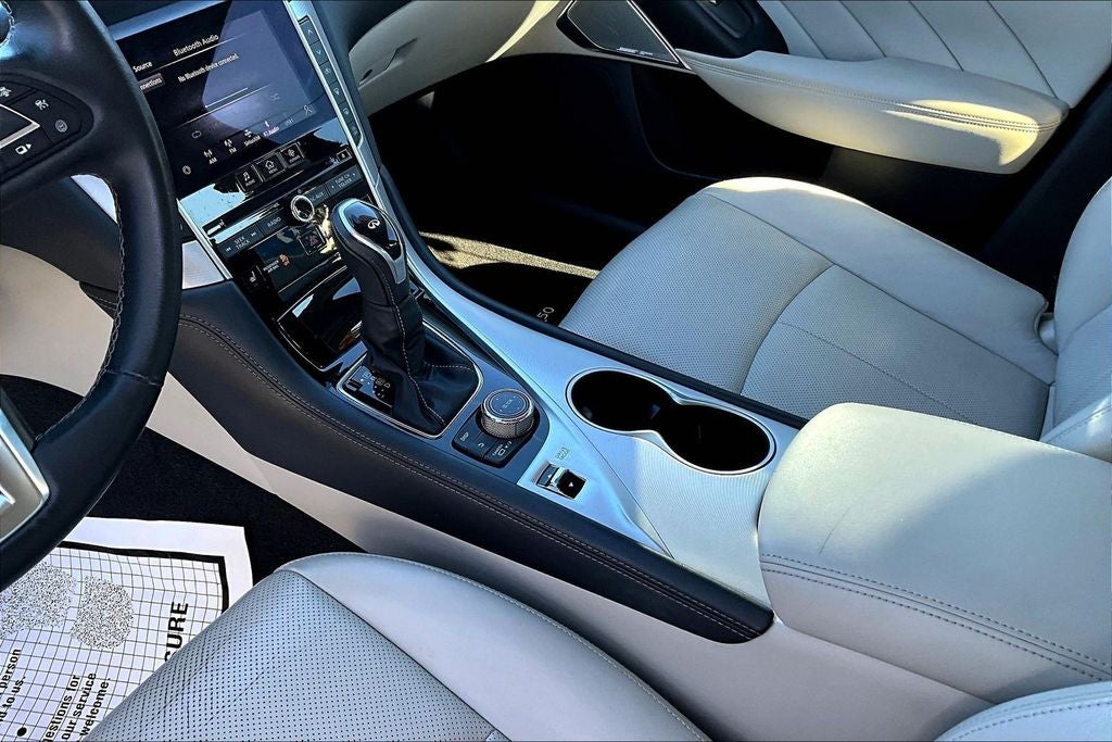 2022 INFINITI Q50 LUXE