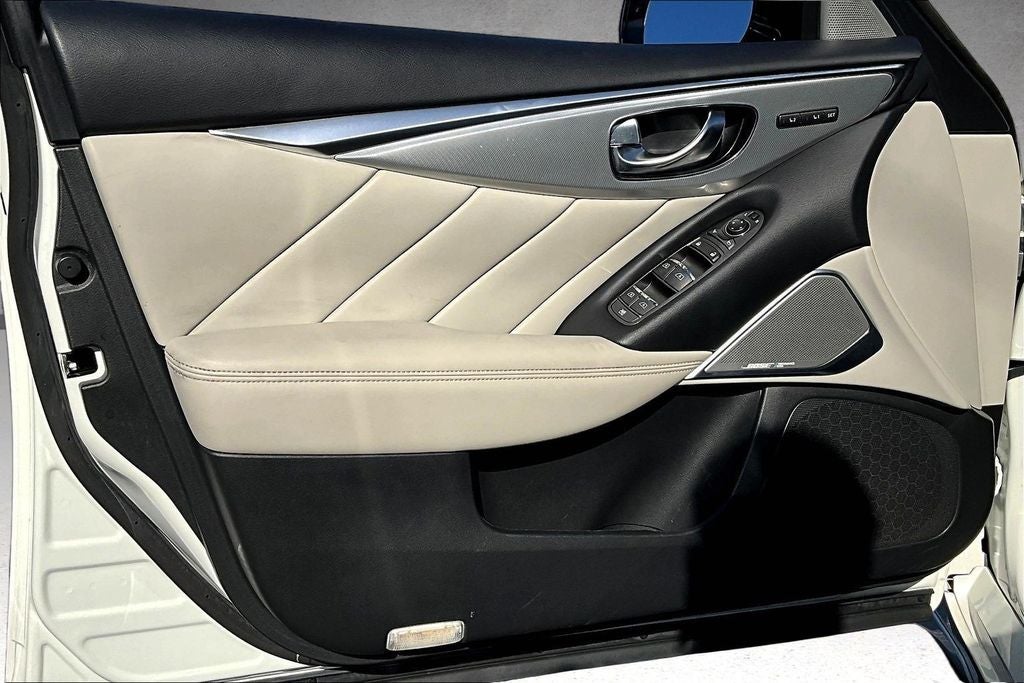 2022 INFINITI Q50 LUXE