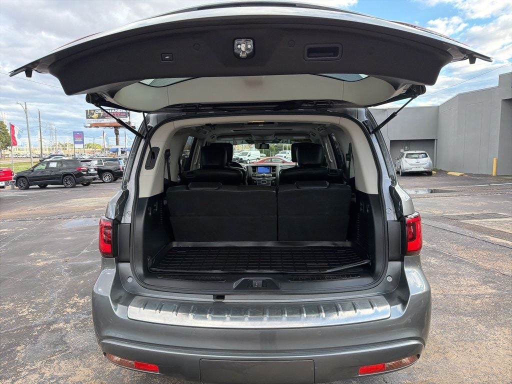 2018 INFINITI QX80 Base