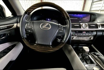 2016 Lexus LS 460