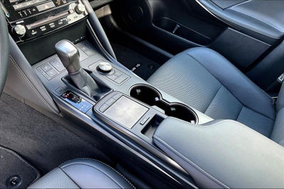 2025 Lexus IS 300