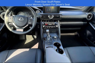 2025 Lexus IS 300
