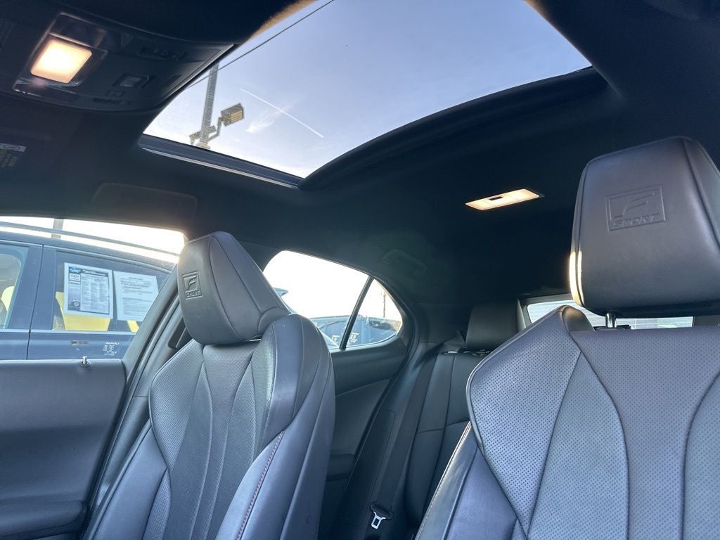 2019 Lexus UX 200 Base