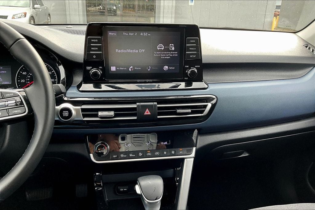 2023 Kia Seltos S
