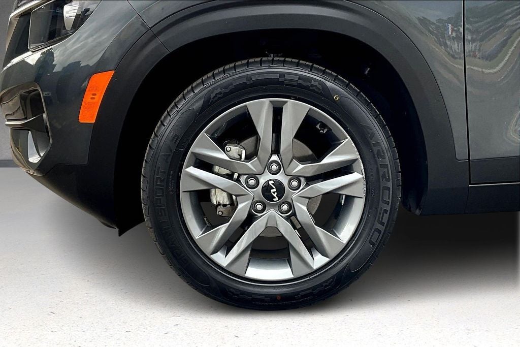2023 Kia Seltos S