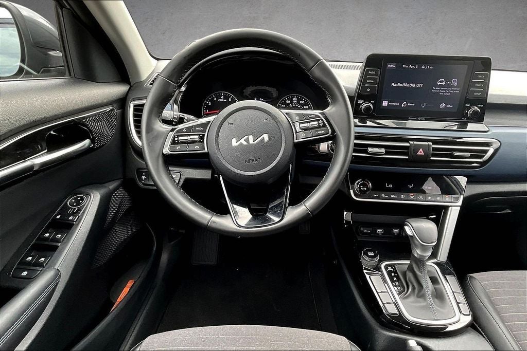 2023 Kia Seltos S