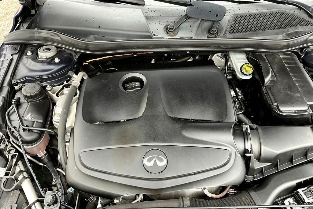 2019 INFINITI QX30 LUXE