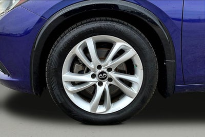 2019 INFINITI QX30 LUXE