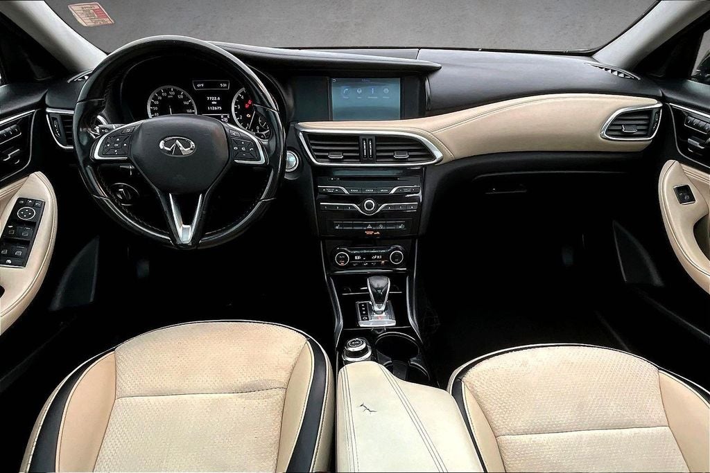 2019 INFINITI QX30 LUXE