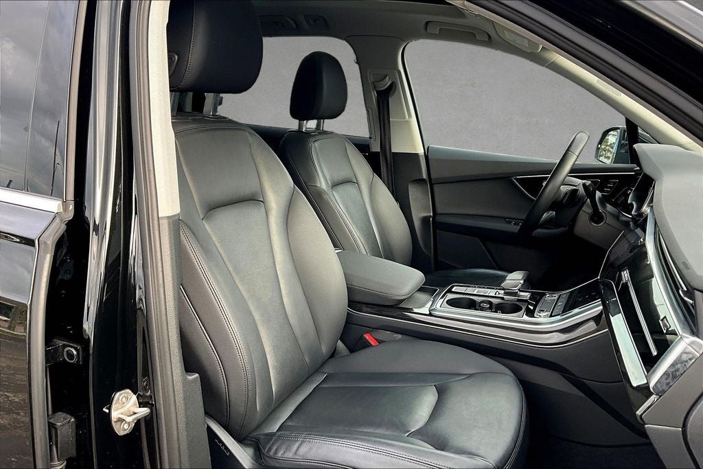 2022 Audi Q7 55 Premium Plus quattro