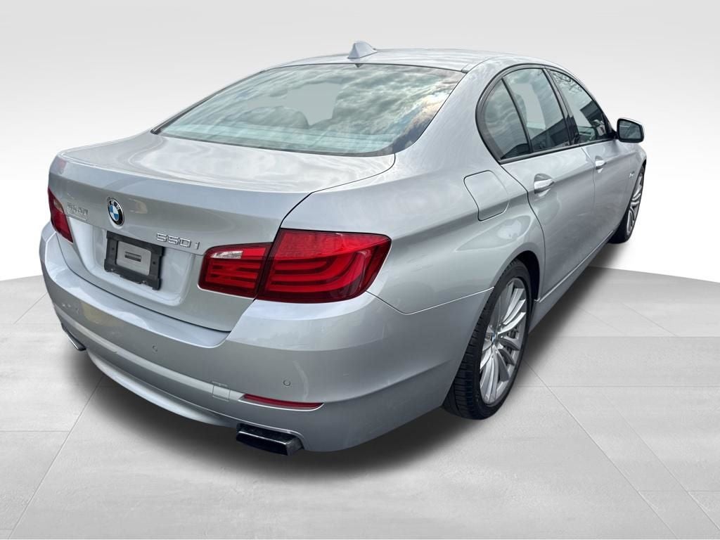 2011 BMW 5 Series 550i