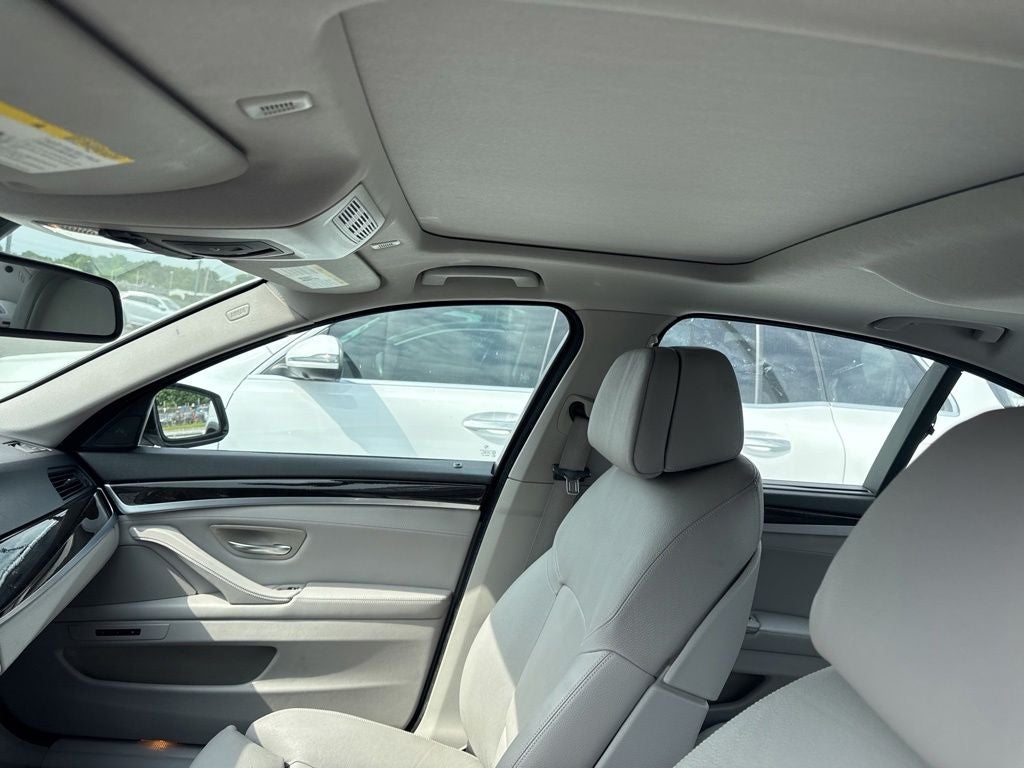 2011 BMW 5 Series 550i