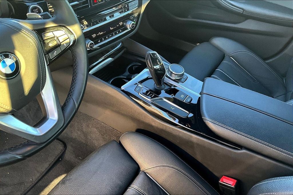 2018 BMW 5 Series 540i