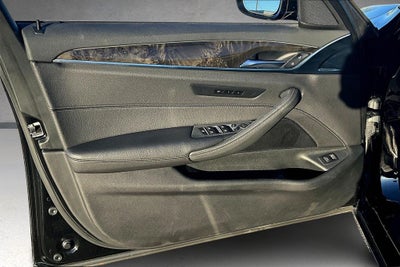 2018 BMW 5 Series 540i