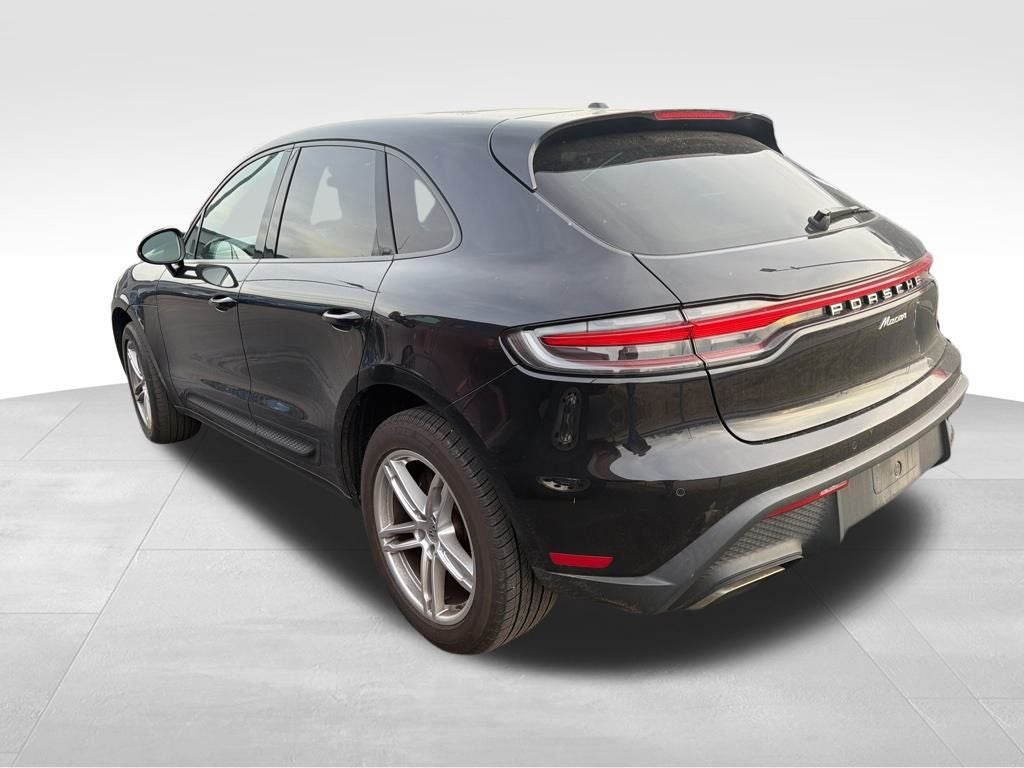 2022 Porsche Macan Base