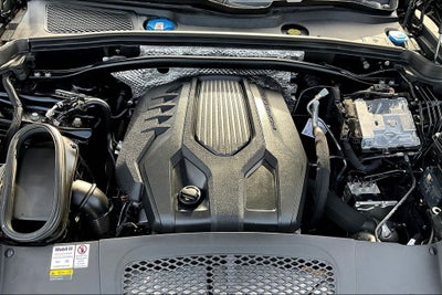 2022 Porsche Macan Base