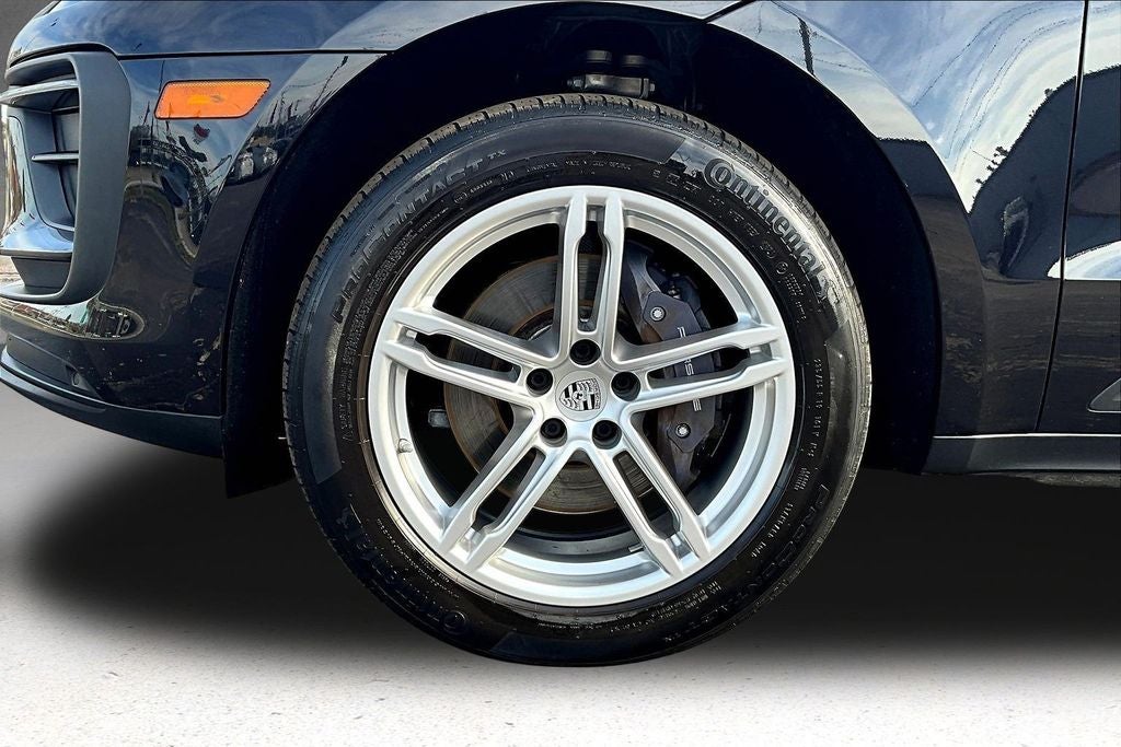 2022 Porsche Macan Base