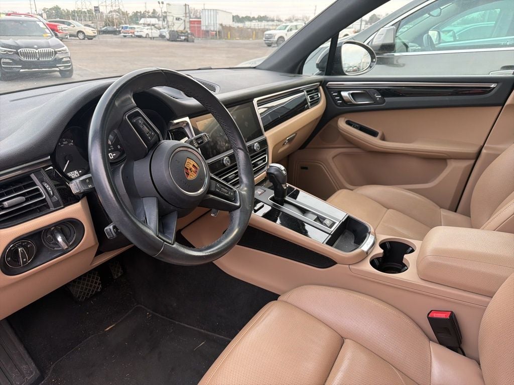 2022 Porsche Macan Base
