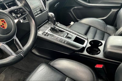 2018 Porsche Macan Base