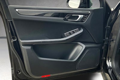 2018 Porsche Macan Base