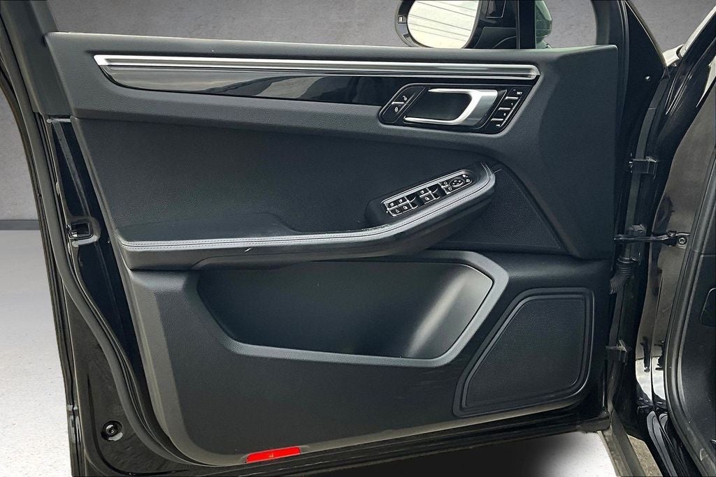 2018 Porsche Macan Base