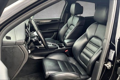 2018 Porsche Macan Base