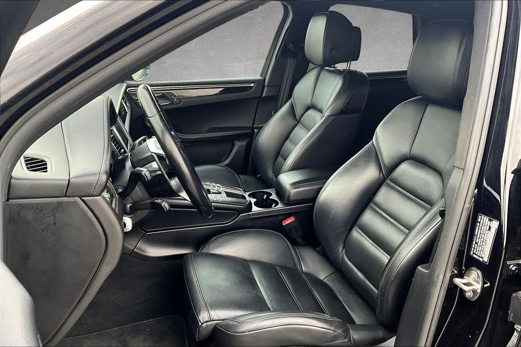 2018 Porsche Macan Base