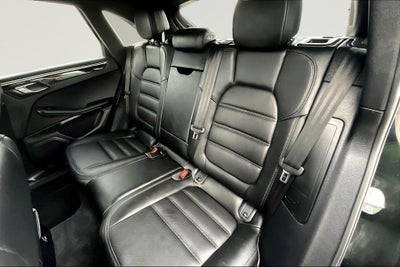 2018 Porsche Macan Base