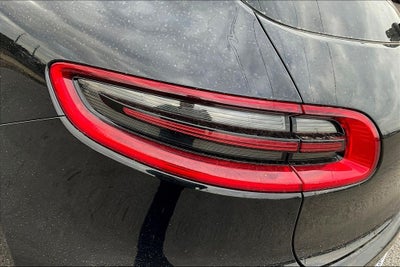 2018 Porsche Macan Base