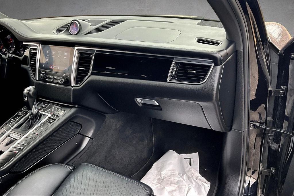 2018 Porsche Macan Base