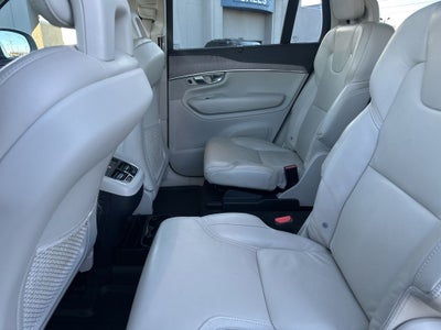 2022 Volvo XC90 T6 Inscription