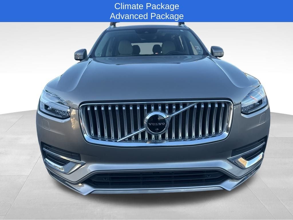2022 Volvo XC90 T6 Inscription