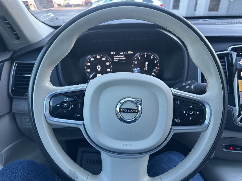 2022 Volvo XC90 T6 Inscription