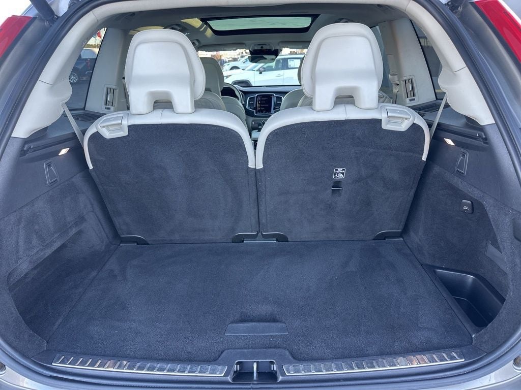 2022 Volvo XC90 T6 Inscription